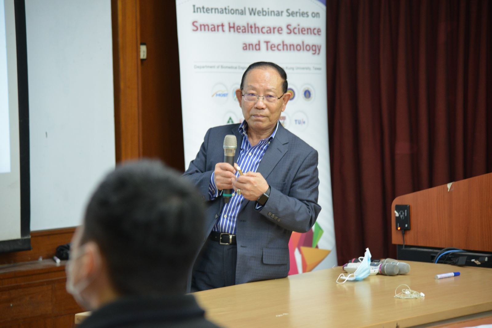 Mr.Lien introduced smart healthcare innovation strategies
