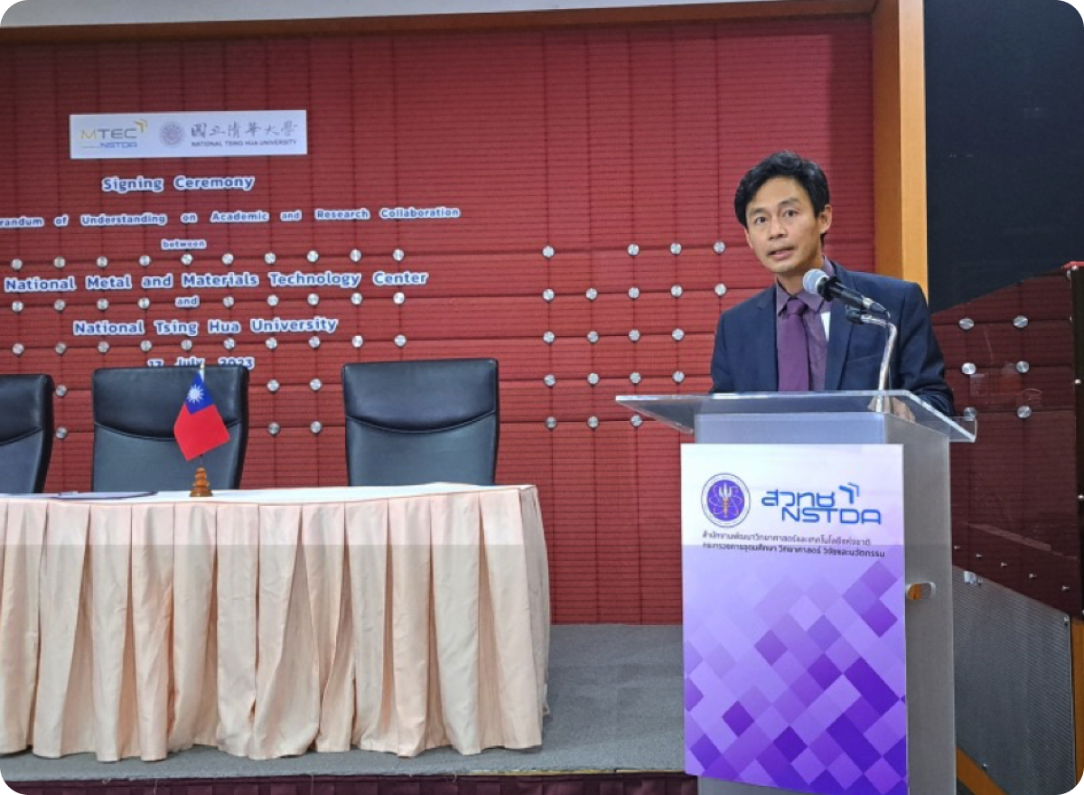 Pic 1: Dr. Julathep Kajornchaiyakul, Director of MTEC, delivers the welcoming remarks at the signing ceremony.