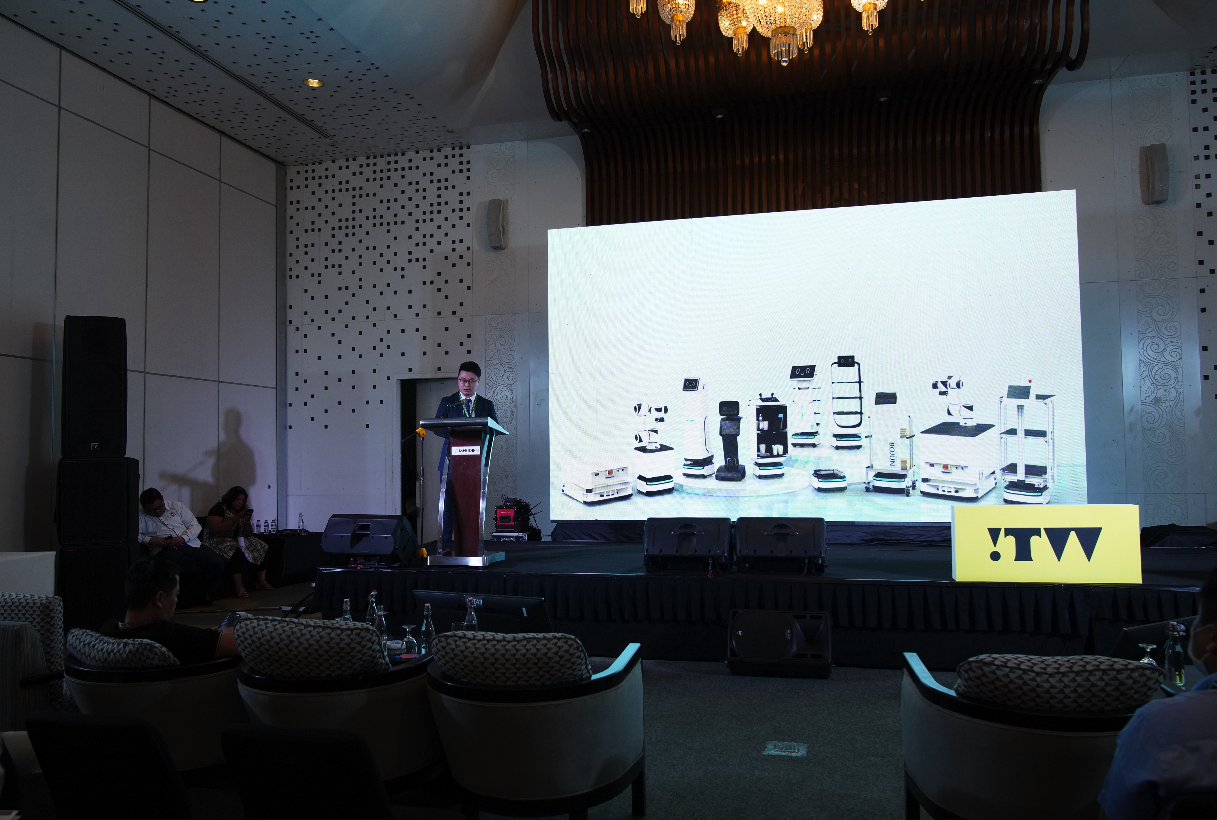 Picture 3: Mobisnet Technology successfully capturing the attention of restaurant chains at the Food Technology Challenge and Solution Matchmaking Event in Indonesia.